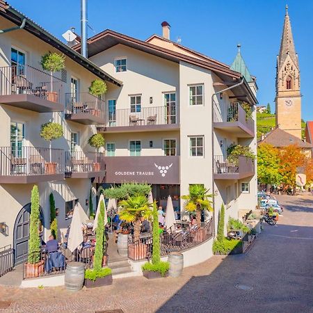 Hotel Goldene Traube Termeno Esterno foto
